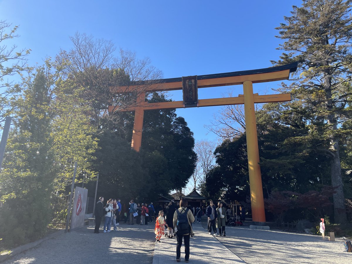 bec_yn's tweet image. 川越氷川神社なり。
七五三と観光客でで大混雑。
参拝諦めかけたけど、無事終了。
次に行きます。 #埼玉県 #川越市 #川越氷川神社 #七五三 #街歩き