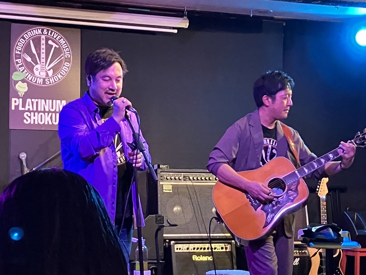DsdDsd2012's tweet photo. 本日‼️オープニングアクトの【g.bros.】で
GBさん出演しまーす🥰是非遊びに来て下さ〜い🥰 https://t.co/NiDQy7GrcF