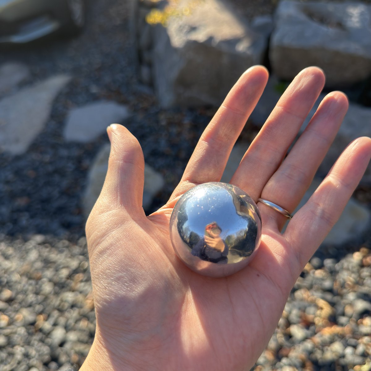 娘とアルミ玉を作りました。 ピカピカ✨