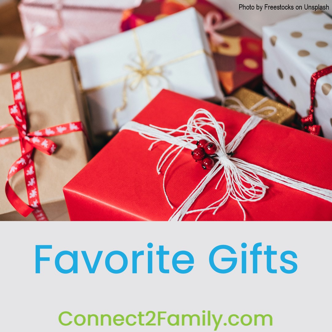 _Connect2Family's tweet image. We express our feelings for others through gifts during the holidays.  The nature of gifts has changed.  Learn about a gift that was meaningful for an older family member and why it was important to him or her.   c2f.tiny.us/2p933wf6  #FamilyHistory #Gifts #Presents  #Holidays