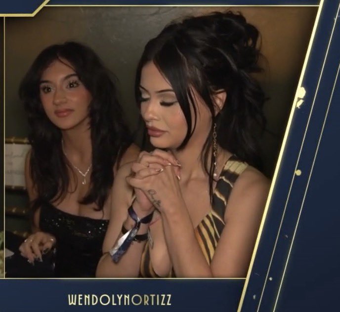 skizzerrs's tweet photo. WENDY IM WATCHING YOUR STREAM, WHY YOU TRYING NOT TO LAUGH BRUH THATS DISRESPECTFUL AS SHIT https://t.co/hEvnmOq3hA