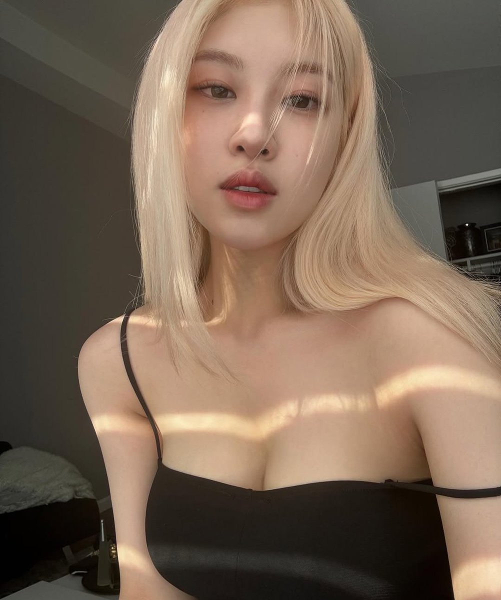24K蜜桃汁 🍑 tweet media