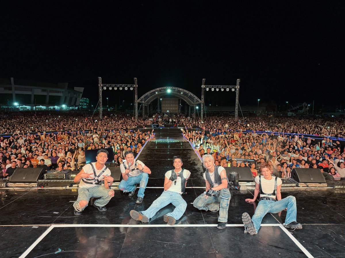 yhukie_morales's tweet image. Mahal ko ito #BGYO 
Hindi kame susuko sa kanila kame mga #ACEs ang magtatanggol sa kanila at sa mga nakakakilala sa kanila sila lang ang only ppop ko ko nakita ko super talented