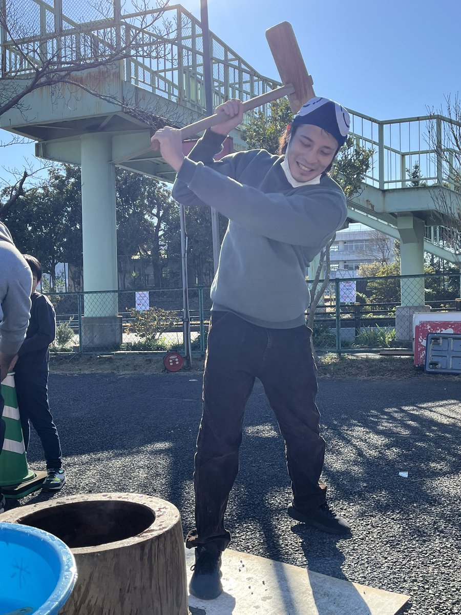 Gosuke_S's tweet image. 今日は地元で餅つき！！
市長もお見えになりました😊
