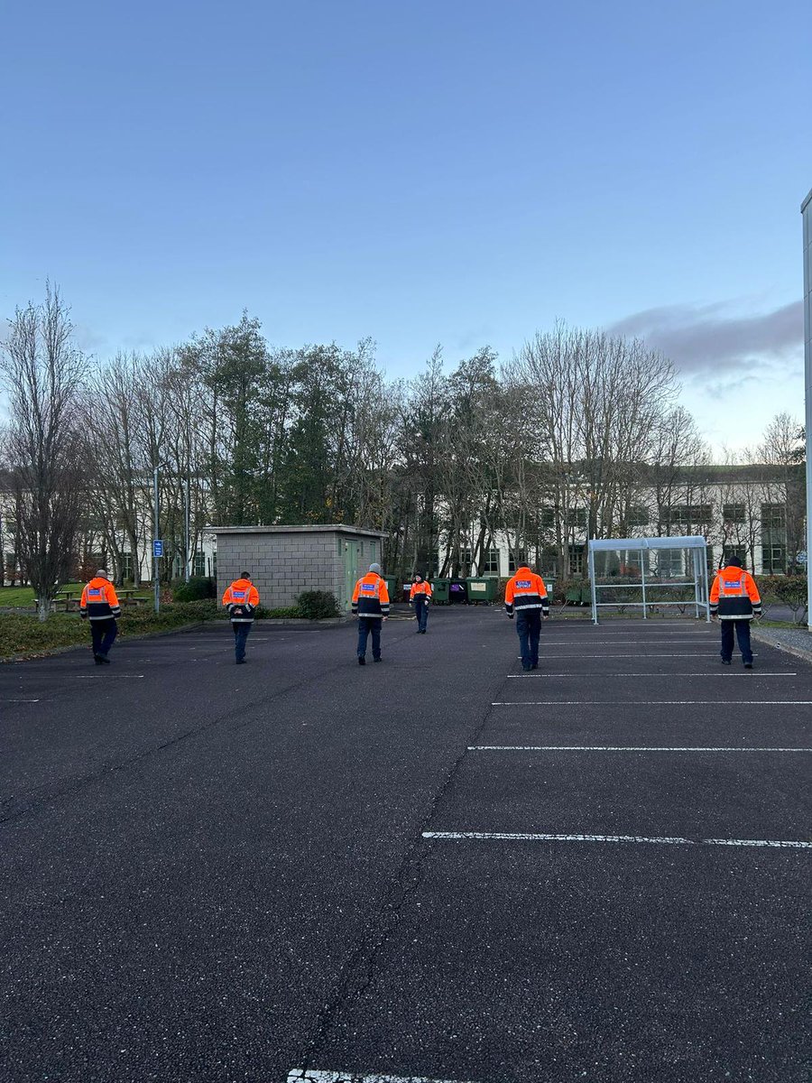 cc_civildefence's tweet photo. A very busy weekend for our #Volunteers. 
Emergency Medical Technician training at @CivilDefenceIRL, Missing Person Search Response training practical elements, and providing #MedialResponse #LordMayorsChristmasCarolConcert @corkcitycouncil 
Thank you to all who attended. https://t.co/Zyim2wDN6M