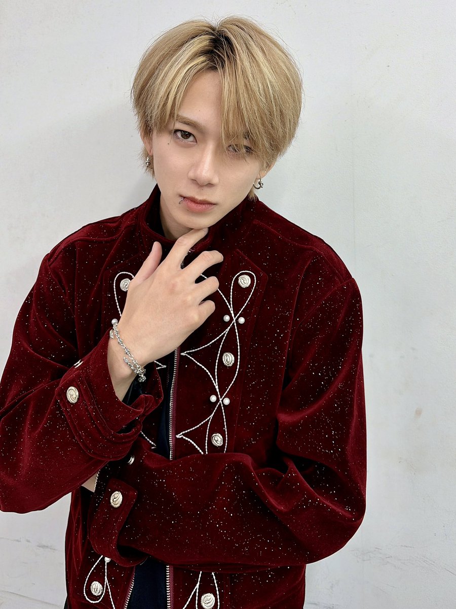 Olive_jun.junページ ◤◢◤◢◤◢◤◢◤◢◤ ◢◤ ◢◤ ◢◤ ◢◤ ◢ ⚡️Jun New Visual