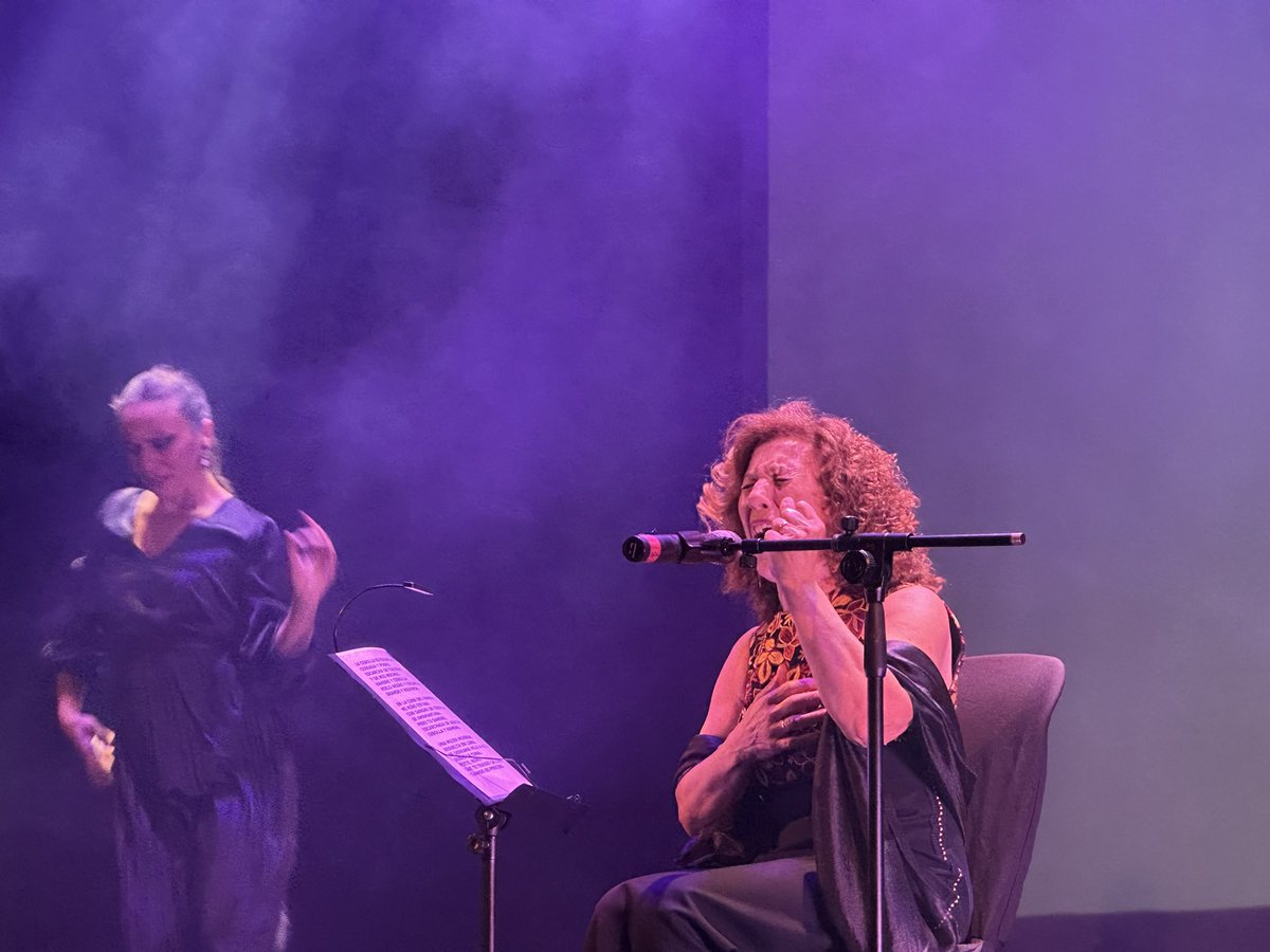 Espectacular concierto en <a href="/TeatroAlmeria/">TEATRO CERVANTES</a> de Almería en homenaje a las mujeres y hombres que lucharon por la consolidación de la democracia en nuestro país.

Este acto se enmarca dentro del programa de “España en Libertad. 50 años” en colaboración con <a href="/subdegobalmeria/">Subdel Gob Almería</a>.