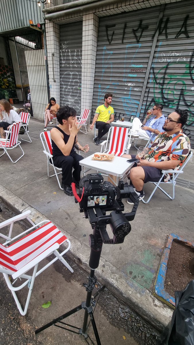 LucasAtende's tweet image. Backstage de ontem gravando o @didistopia e o @ControleY