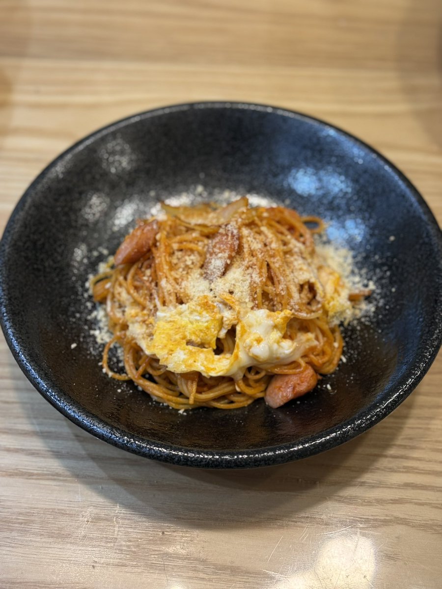帰ってきたら

推しのお皿が届いていたので

ナポリタンを作りました

なんかナポリタンスパゲッティって

時々無性に食べたくなりますよね(о´∀`о)