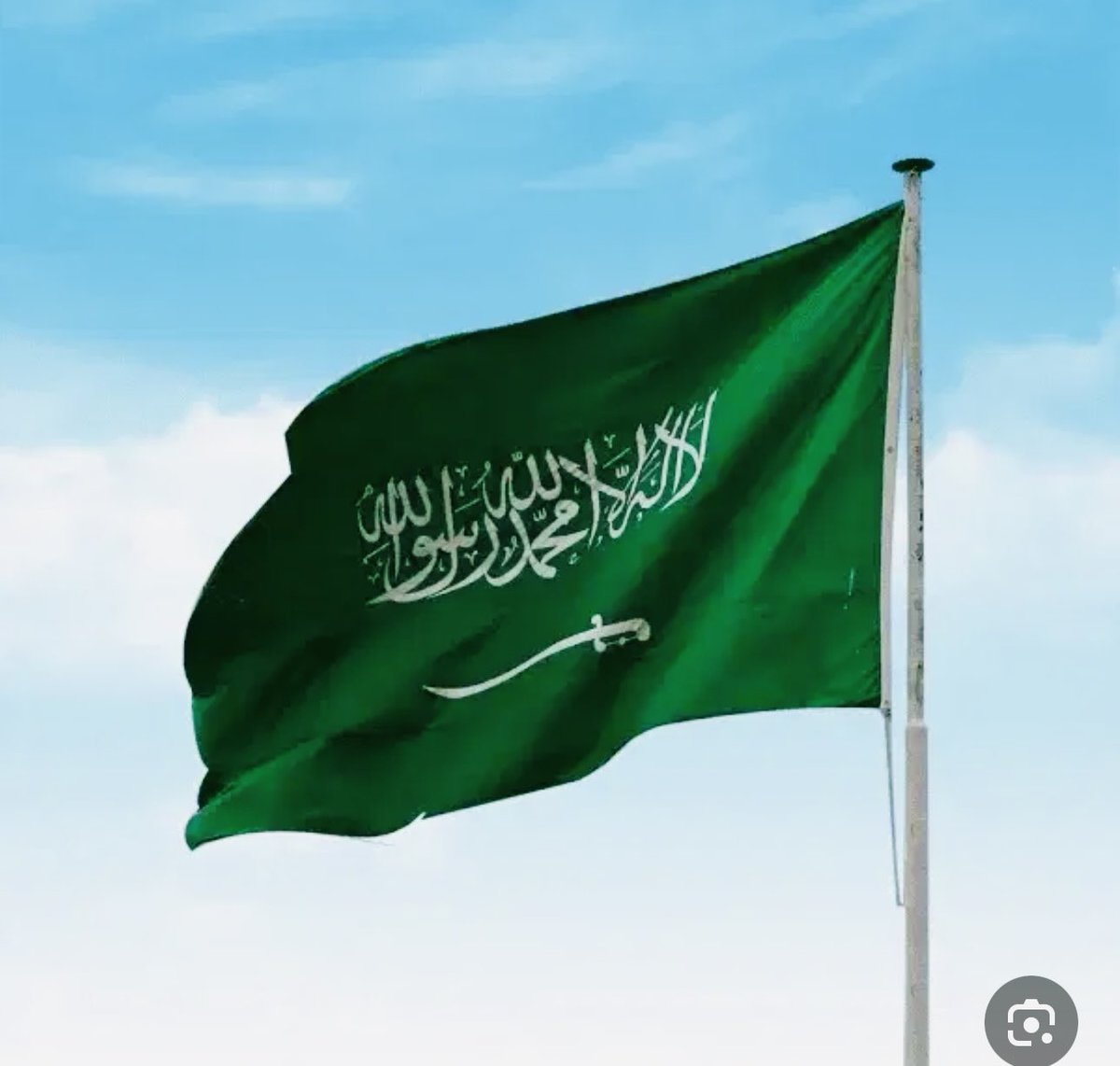 حنا كذا مانقبل أنصاف الحلول 🇸🇦اما خذينا الاوله والا رقينا للسماء