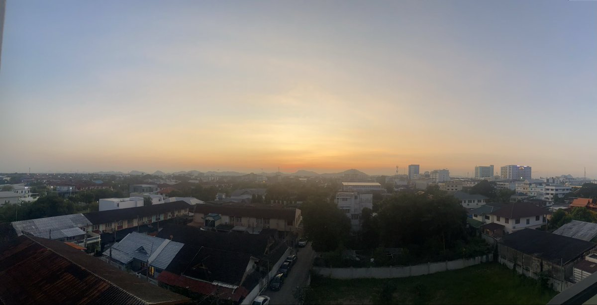 TavachaP's tweet photo. ยามเย็น ณ ราชรี https://t.co/R2gujnFlIh