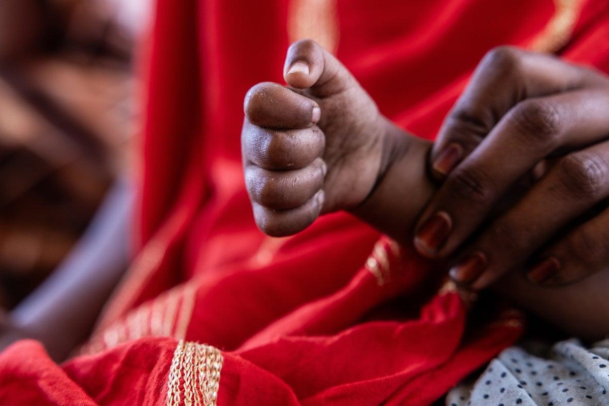 Independent's tweet photo. As Russia's Africa Corps fights in Mali, witnesses describe atrocities from beheadings to rapes https://t.co/ALMZqXhyZI https://t.co/p7meMZSiLj