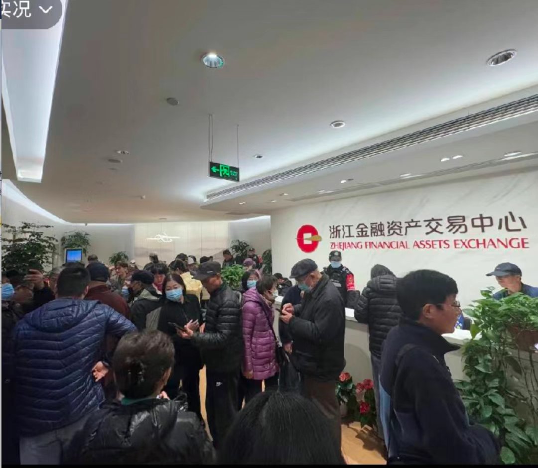 𝐋𝐚𝐮𝐫𝐞𝐧𝐜𝐞 tweet media