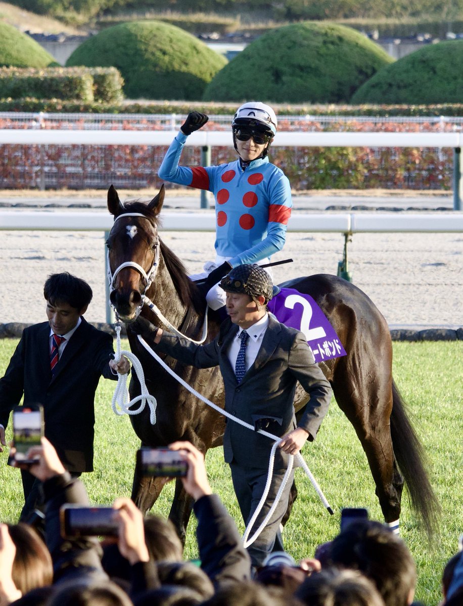 かわいすぎるダート女王の誕生に祝福を…！
いつか絶対貴女の子に出資させてね。
 #ダブルハートボンド