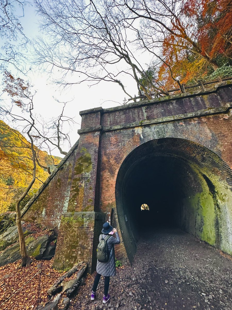 愛岐トンネル群へ 一週間という短い一般公開の最終日の日曜日という事