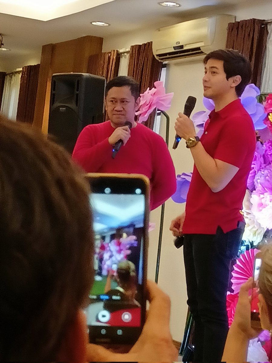 TB -  KUHA ITO NOONG OCT 16, 2022, ALDEN ATTENDED THE TAMANG PANAHON ANNIVERSARY. ANG SAYA NG LAHAT AT NAKARATING SI <a href="/aldenrichards02/">Alden Richards</a>  ANG POGI NYA, HINDI PA SYA MUKHANG TATAY DITO😂✌️ KAILAN PA KAYA ITO MAULIT. ANG HOST AY SI BETONG? ARTISTA PARIN PA SYA?   NA MISS KO ANG MGA SC