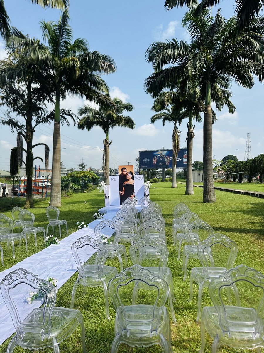 Now taking bookings for your intimate garden themed weddings in PH. 
Refer me to your loved ones please 🥹💗