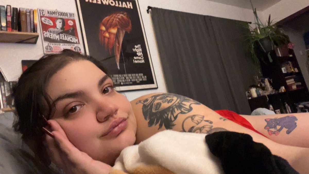 𝖑𝖆𝖚𝖗𝖊𝖓♡︎ tweet media