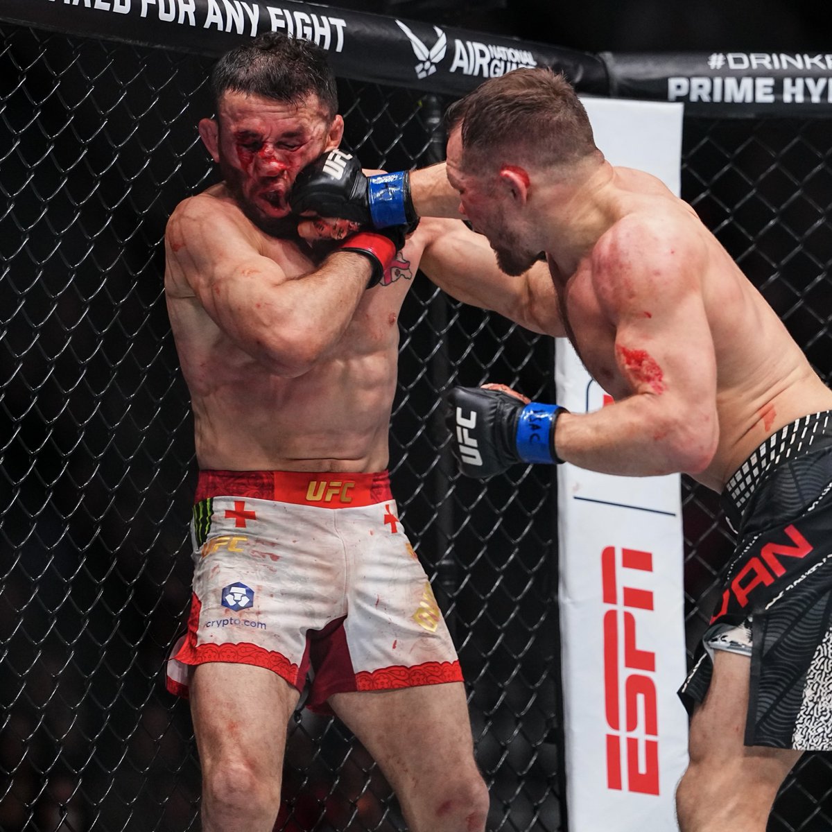 Merab already making excuses with “I was trying to put on an entertaining fight”

Buddy if it wasn’t for Yan breaking away from the clinch 400 times and stuffing a million takedowns you would’ve just held on for dear life.

Yan made you fight like that

#UFC323