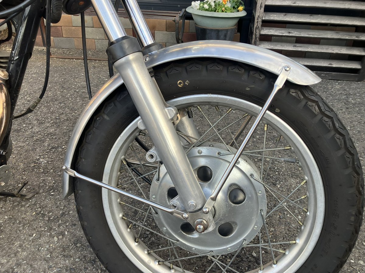 CASCADASR's tweet image. フェンダー・メーター交換のご依頼、ありがとうございました🙇‍♂️
#sr400 #カスカーダ #北九州 #デイトナ #チャックボックス