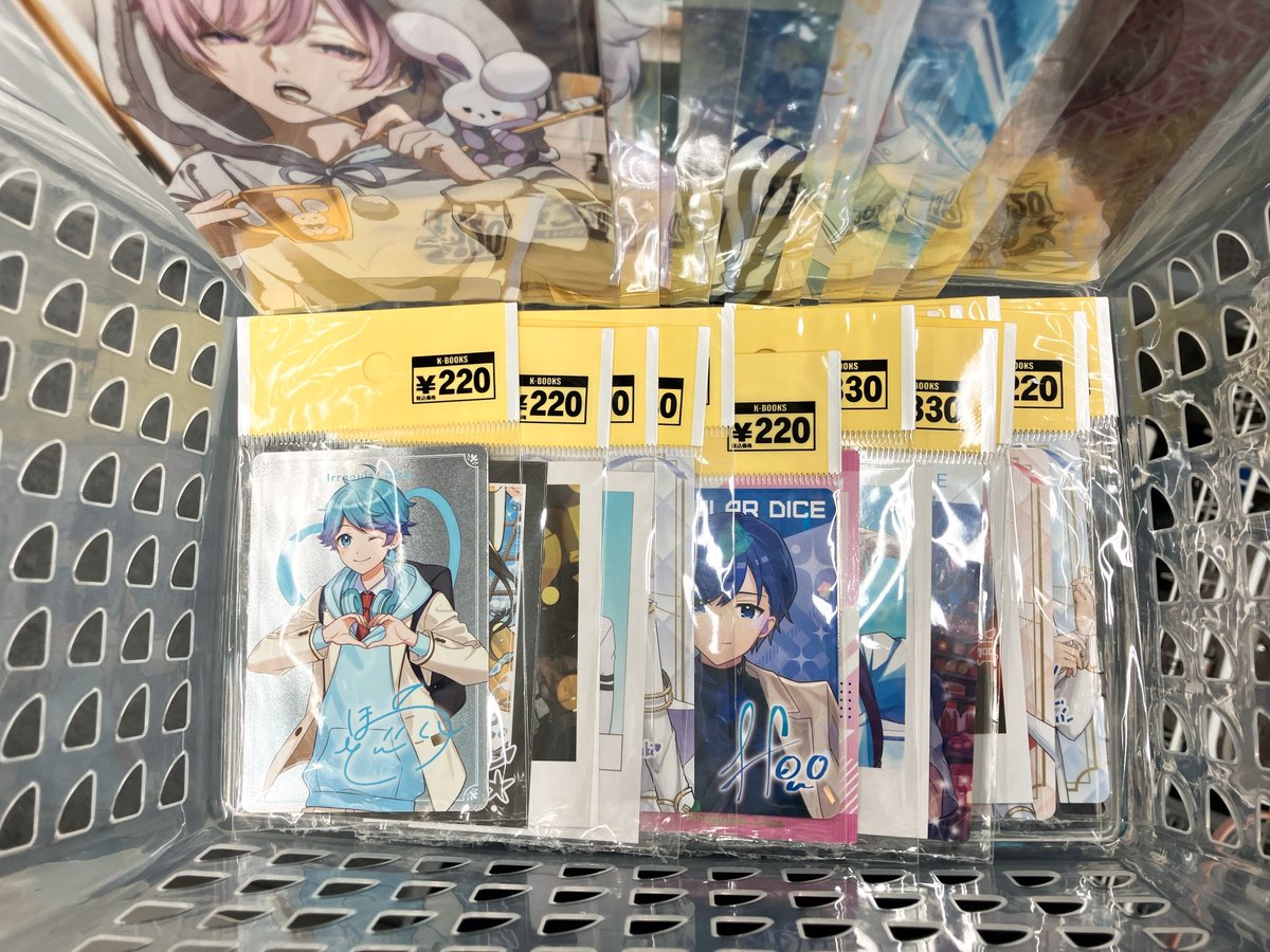 入荷情報】 いれいす ポストカード チェキ カードなど 各種グッズが