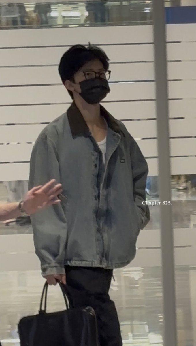 Chapter825's tweet image. 251207 icn✈️

곰돌이랑 소곤소곤…..

#JAEMIN #재민 #ジェミン
#HAECHAN #해찬 #ヘチャン
#NCTDREAM #엔시티드림