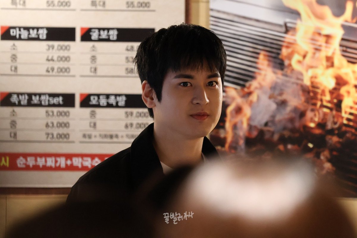 뀰빨러가자 tweet media