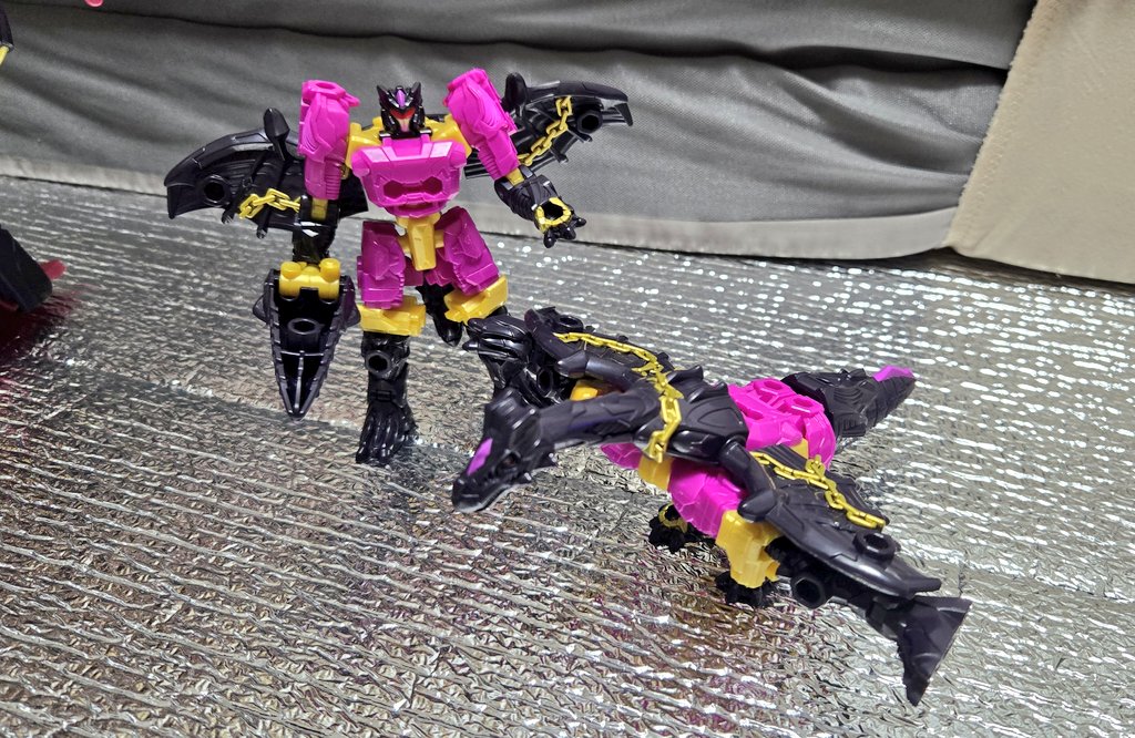 TFマニアック銀絶feat特撮玩具他 (@ginzetu_TFgangu) / Posts / X