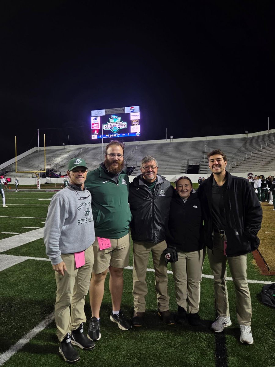 uark95's tweet photo. And that’s 4 in a row! 2025 SCHSL 5A Division 1 State Champions! https://t.co/nUXjKhlILS