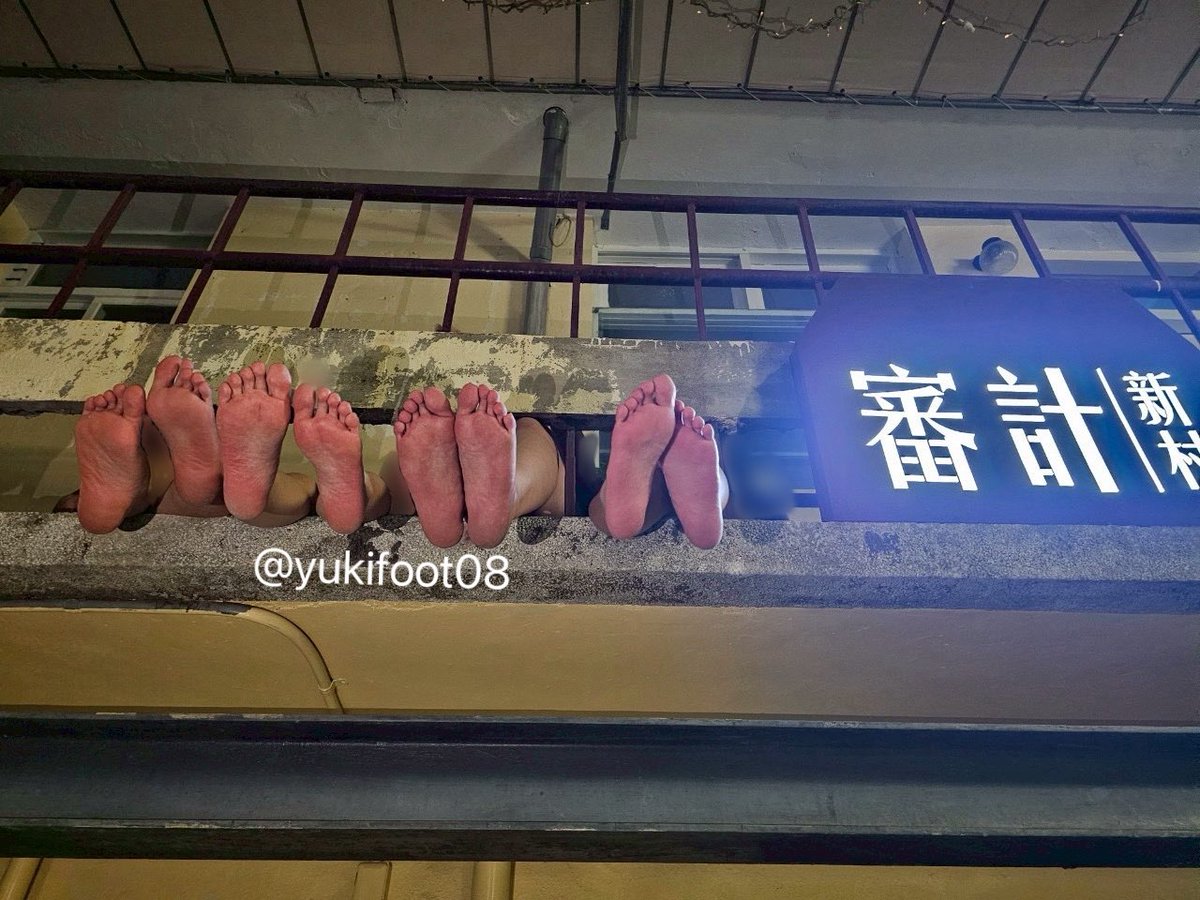 夢幻聯動～
<a href="/Andy10230324/">Andy</a>
<a href="/jj_feet14/">靜靜の足</a> 
<a href="/Kuro0202_/">Kuroの足</a> 
#足控福利