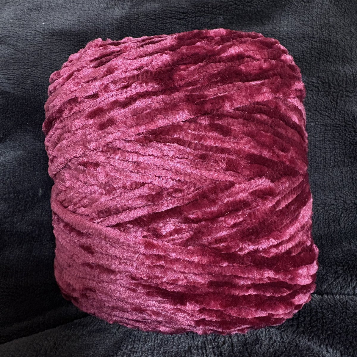 クローゼットに眠ってたウイスターモリーでスヌードじゃなくティペットにしたいんだけどアラン模様入れたら見えるかな？🤔