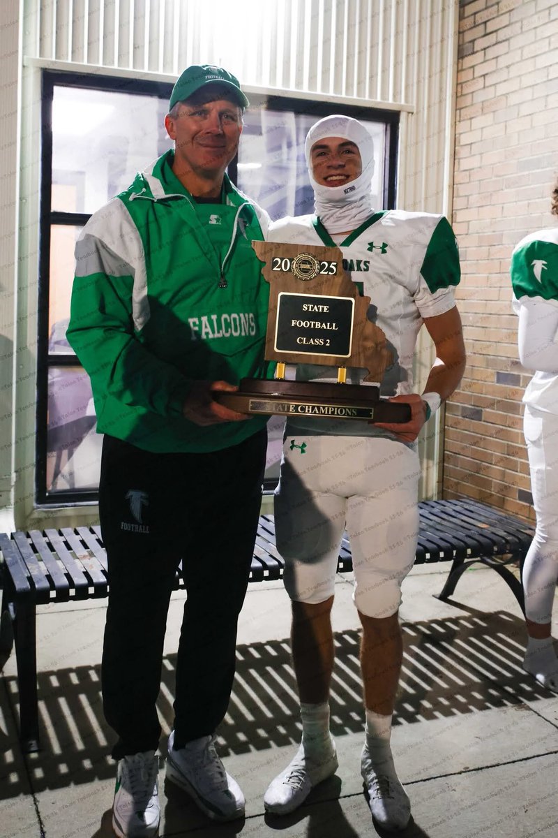 ClosserSam's tweet photo. The best to ever do it - @coach_lepage https://t.co/cWSEEzxFfA