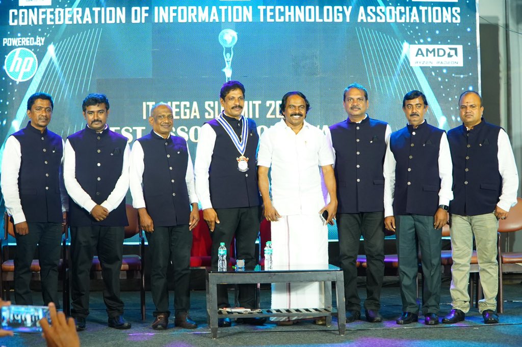 Manothangaraj's tweet image. CONFED-IT – Confederation of Information Technology Associations நடத்திய IT MEGA SUMMIT 2025 நிகழ்வில் சிறப்பு விருந்தினராக கலந்து கொண்டு சிறப்பித்தேன்.

#CONFEDIT #ITMegaSummit2025 #InformationTechnology #DigitalIndia #TamilNadu
#Manothangaraj #MinisterManothangaraj