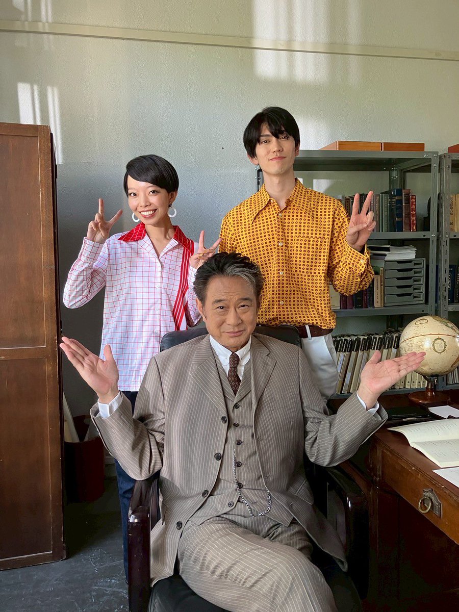 ◤#怪人二十面相 𝐎𝐅𝐅𝐒𝐇𝐎𝐓◢

明智小五郎役 #船越英一郎 さん
小林芳雄役 #樋口幸平 さん
花崎マユミ役 #石川古都 さん

明智探偵事務所のメンバー🕵🏻
怪人二十面相を捕まえることはできるのか？！

🎥 #BSTBS にて𝟏𝟐/𝟕(日)よる𝟕時放送
#徳重聡 #東風万智子 #池田鉄洋