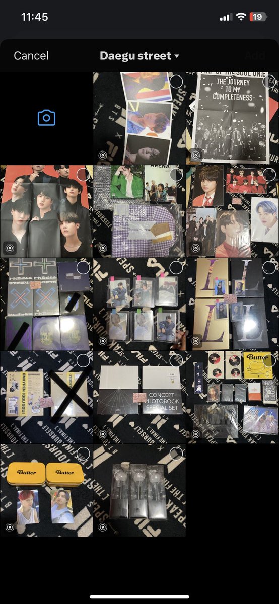 DAEGU_STREET's tweet photo. Letting go of everything in this photo. Albums, concept book, &amp; merches are ALL SEALED. 

PRICE: 20k (negotiable) https://t.co/f7QZO1oGRl