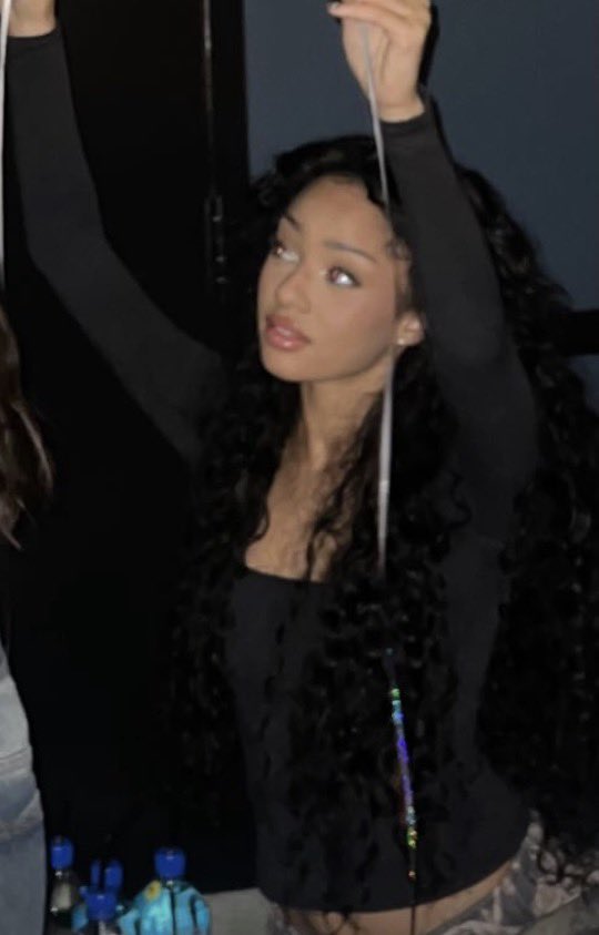 manon is so crazy bc WUT- faceeee