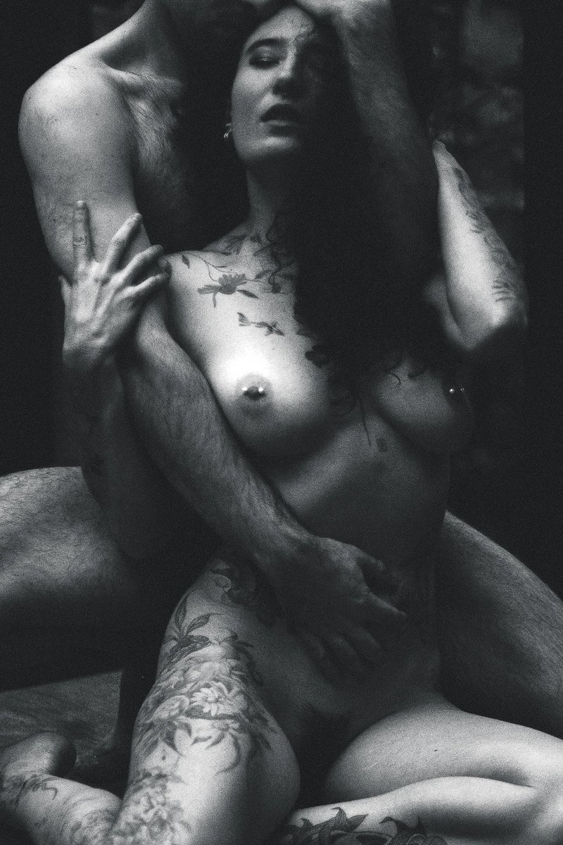 Trop hâte de vous montrer toutes les images faites avec @vanessa.rose75 🥹♥️