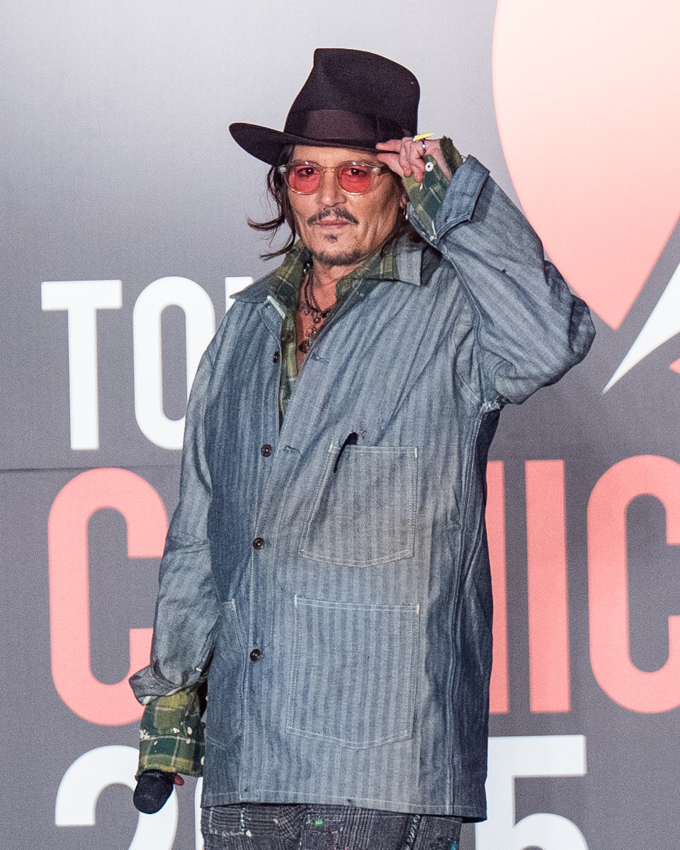 東京コミコン2025 セレブ・ステージに ジョニー・デップ氏が登場