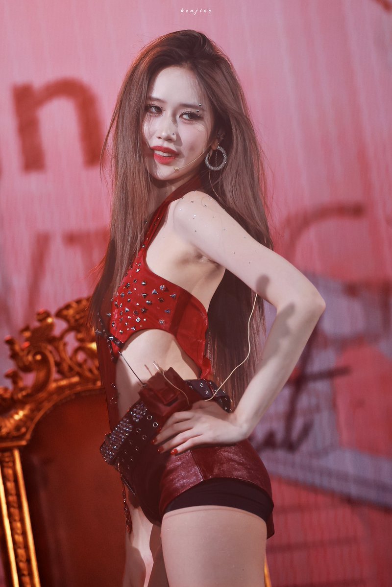 🐱

LOVE DESIGN 1ST DRAWING
#LoveDesign1stFanMeetTH
#janeeyeh <a href="/janeeeyeh/">เจนเย่</a>