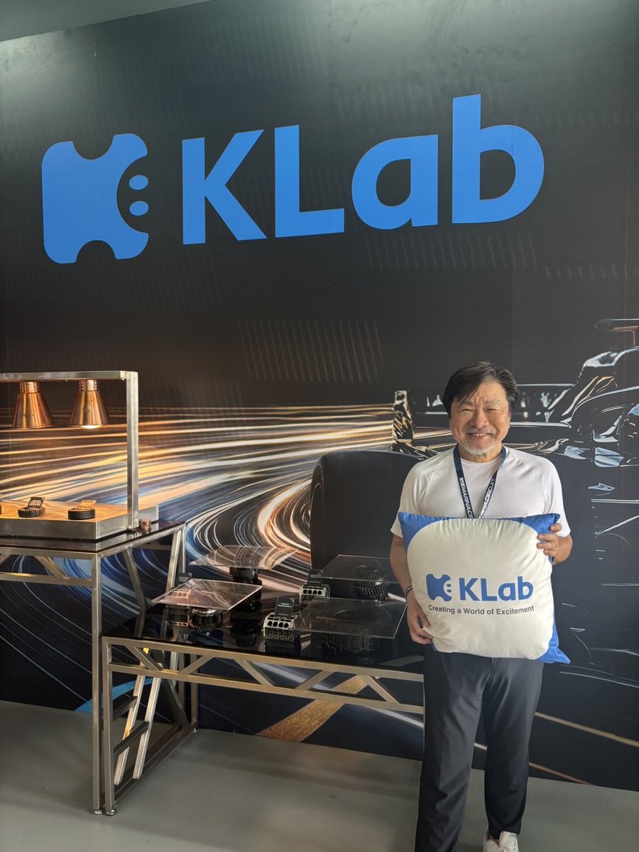 37da's tweet image. 先週は、資本業務提携の調印の前後、ドバイに金融機関を精力的に周り、IRしてきました。
週末からは首都アブダビに移動しました。今週末、アブダビでではF1グランプリ今期 最終戦が開催です。 今季は混戦で、本日の 来週戦まで誰が優勝するか分かりません。…