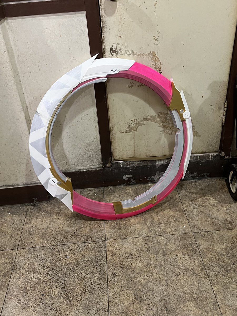 sunabc02's tweet image. 아틀란의 크리스탈 글레이셔 소품제작.
인형설계의 도움주신 케빈님(@kevin0830 ).
의상을 담당하신 애룡님 (@aeryong2) 과 함께 작업을 진행했습니다.