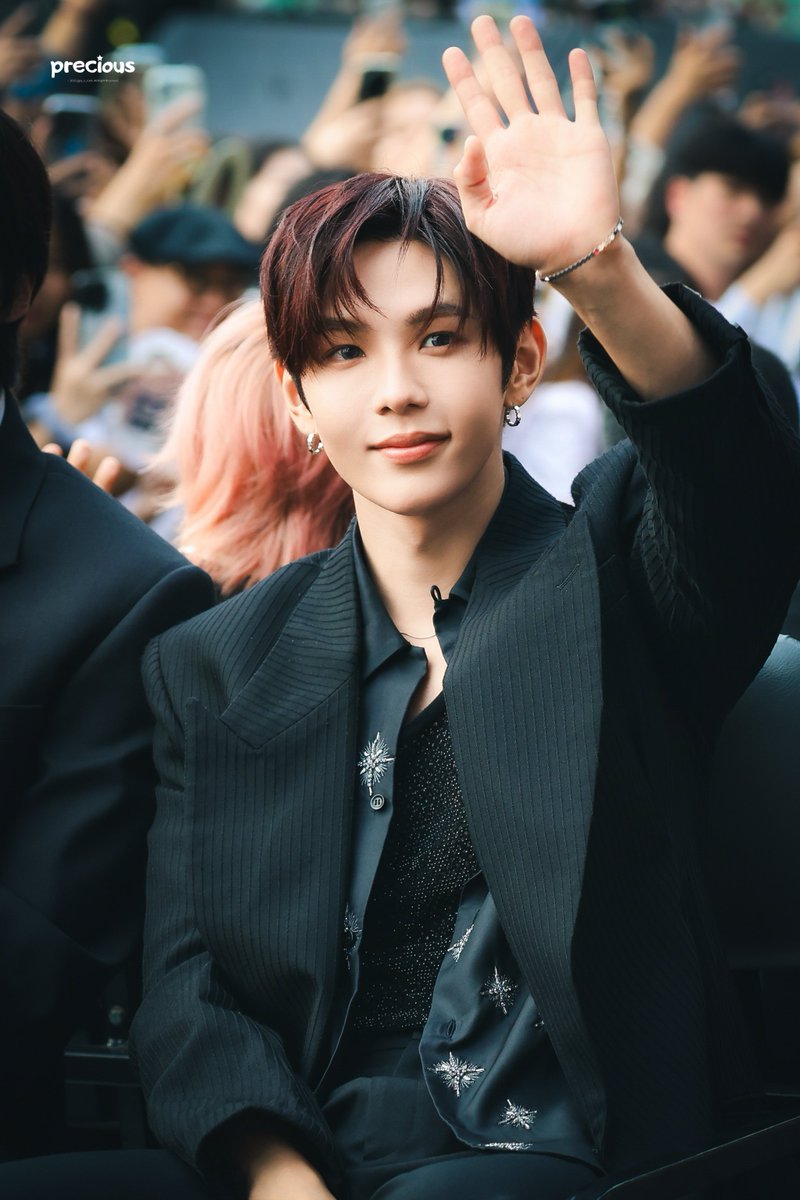 251206 AAA HQ #SHOTARO #쇼타로 #将太郎 #ショウタロウ #RIIZE #라이즈