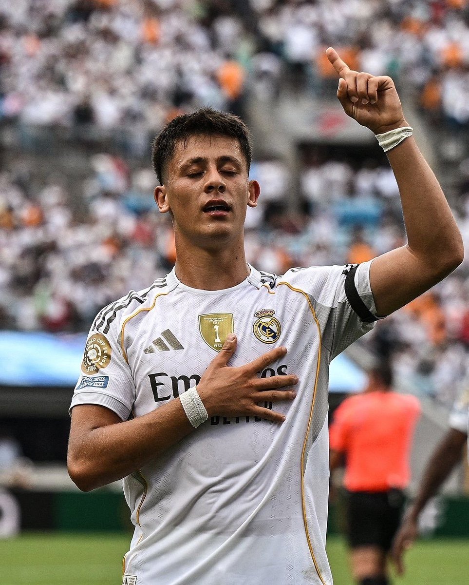 🗣️ Guti: “Arda Güler? 

I see him doing well. He's a different kind of player than anyone else we have at Real Madrid. There are many players with the same profile: lots of quality and great physicality, but without that final pass. He's the only one with that special