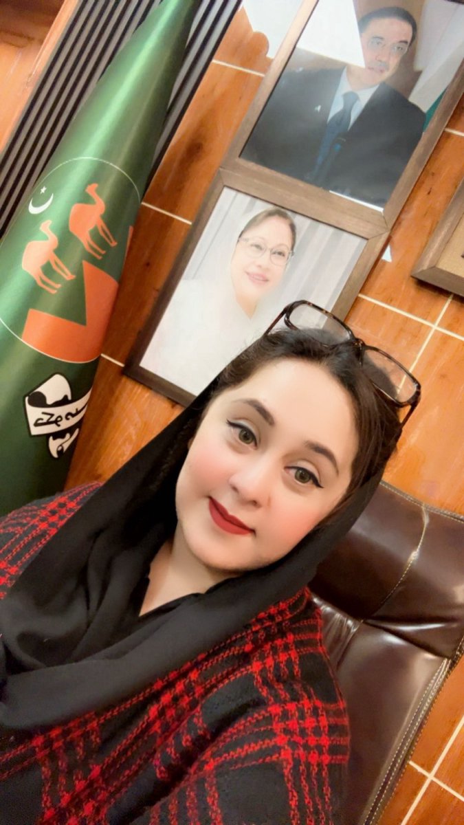 سندھ کلچر ڈے پر پوری سندھی قوم کو دلی مبارکباد!
سندھی ٹوپی اور اجرک ہماری خوبصورت شناخت، محبت اور امن کا پیغام ہیں۔
اللہ سندھ دھرتی سمیت پورے پاکستان کو خوشحالی عطا فرمائے۔
سندھ کلچر ڈے مبارک!
— Kiran Baloch