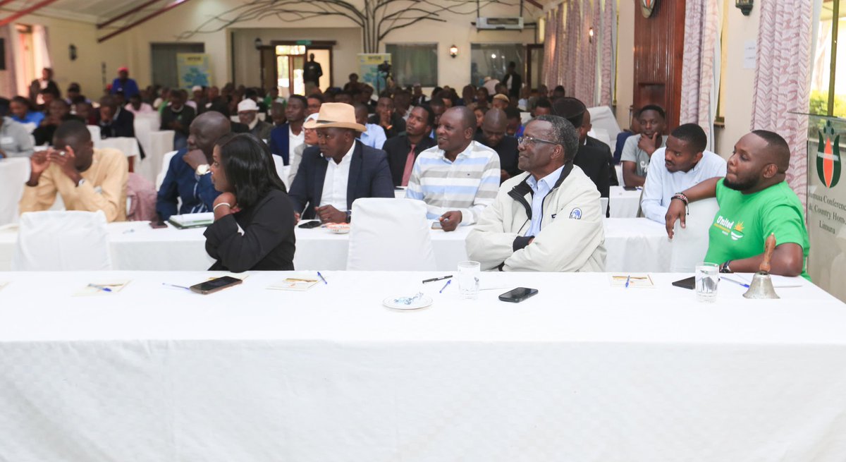 UGMParty's tweet photo. Honored to have the UGM Presidential Flagbearer Hon. David Maraga at the #AspirantsConvention in Limuru, Kiambu County. 

We are nurturing the next generation of Kenya's leadership.

#UkatibaMovement #UGMParty 

@dkmaraga @NetoAgostinhoMP @susan_lumumba https://t.co/cknSspkoOW