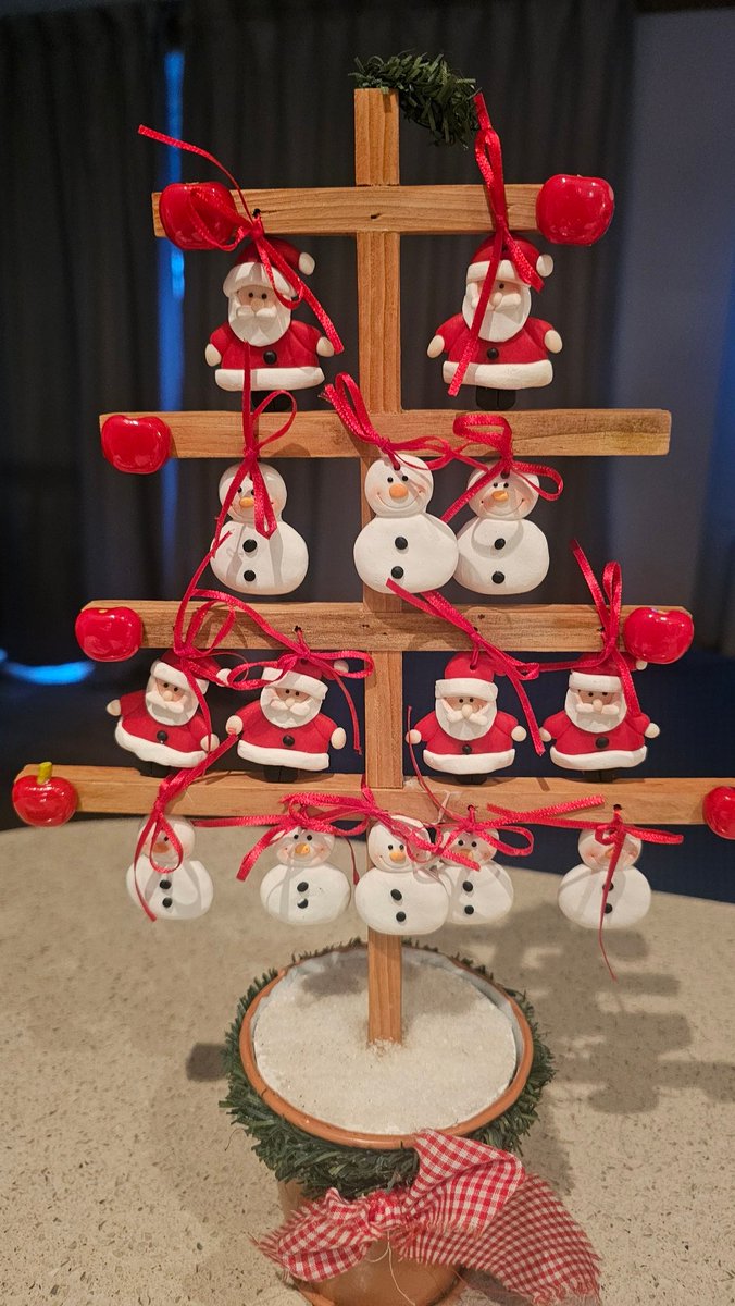 Tom Manners tweet media