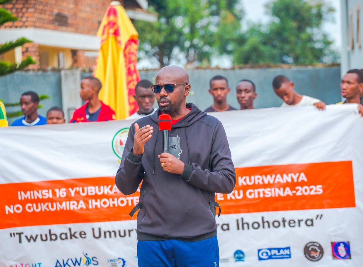 GatsiboDistrict's tweet photo. Nyuma ya siporo rusange hatanzwe ubutumwa butandukanye bwagarutse ku kurwanya no gukumira ihohotera rishingiye ku gitsina n’icuruzwa ry’abantu ku nsanganyamatsiko igira iti: "Twubake Umuryango uzira ihohotera". @RwandaLocalGov @RwandaGender @RwandaEast https://t.co/15SmKe4qPg