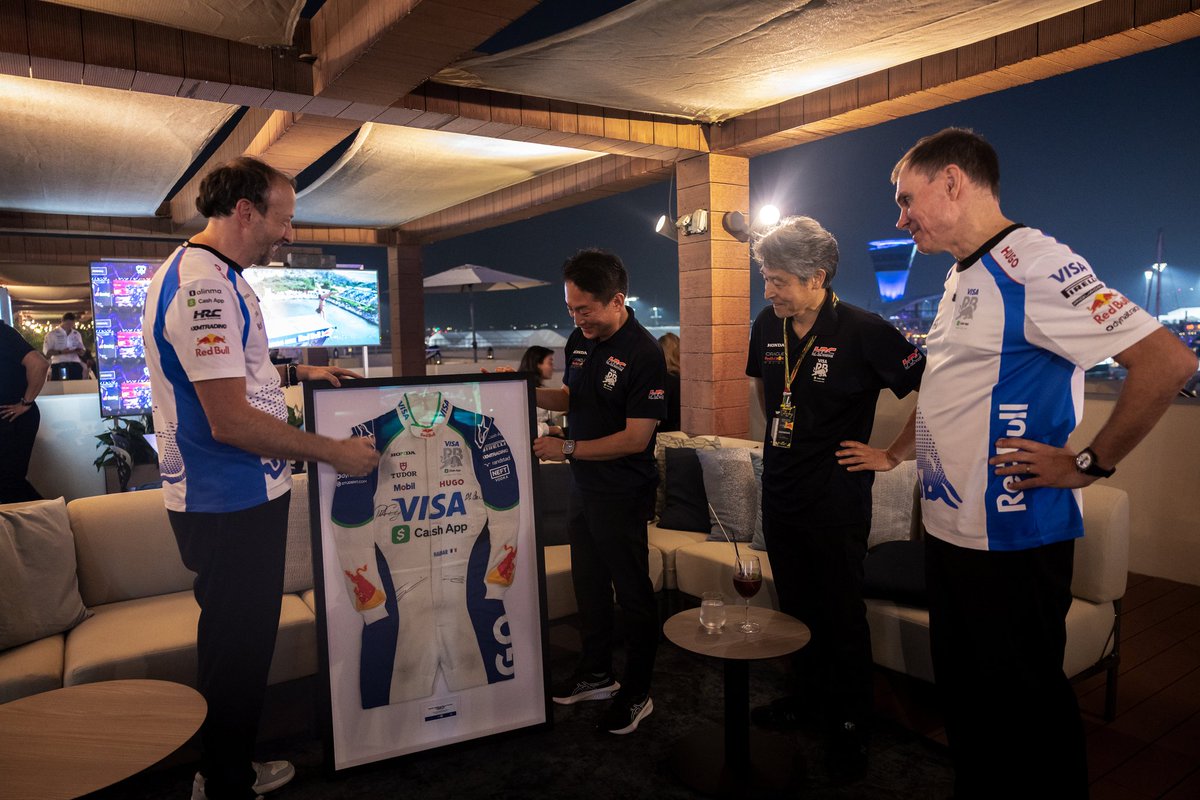 HondaRacingGLB's tweet photo. Celebrating our record-breaking partnerships ⭐ 

The final race of 2025 also marks our last with @redbullracing and @visacashapprb.
This week we’ve…

🖼️ Received wonderful artwork from Mobil 1 Motorsport 
📸 Joined VCARB for one last family photo 
🎉 Said farewell at the annual Red Bull BBQ 

Thank you for all of your support over the past eight years 🤝 

#Honda #F1 #AbuDhabiGP