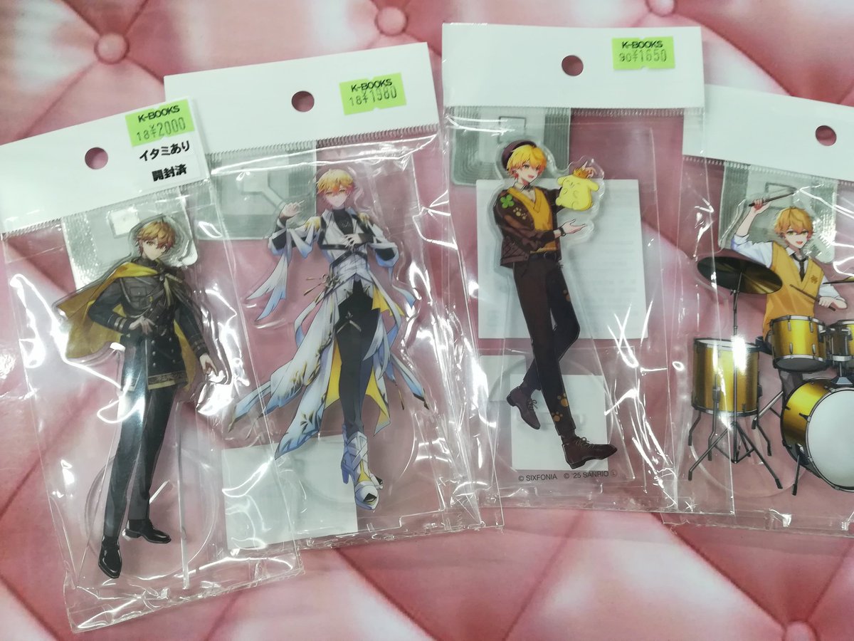 商品紹介】 『シクフォニ』 みことさんの各種缶バッジとアクリル