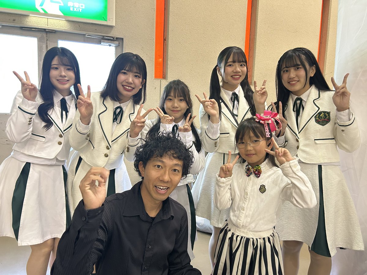 Lukekuru2's tweet photo. セイダイフェスタ2025終わりました！
石川の冬は寒いけど、お客様はあったかい！
ご覧いただきました皆様、手厚い対応して頂きましたスタッフの皆様ありがとうございました！
またぴかりんファンのみなさんもいっぱい見にきてくれてうれしかったです！
#大道芸人ルーク
#大道芸人ぴかりん https://t.co/rfpUwdhMsd